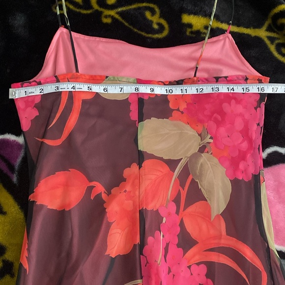 Stunning Y2K Dani max dress - Picture 9 of 11